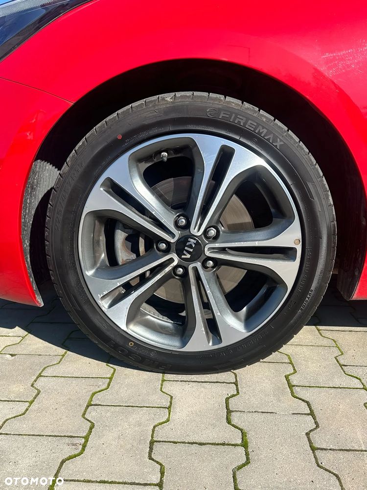Kia Ceed 1.6 CRDi GT Line - 22