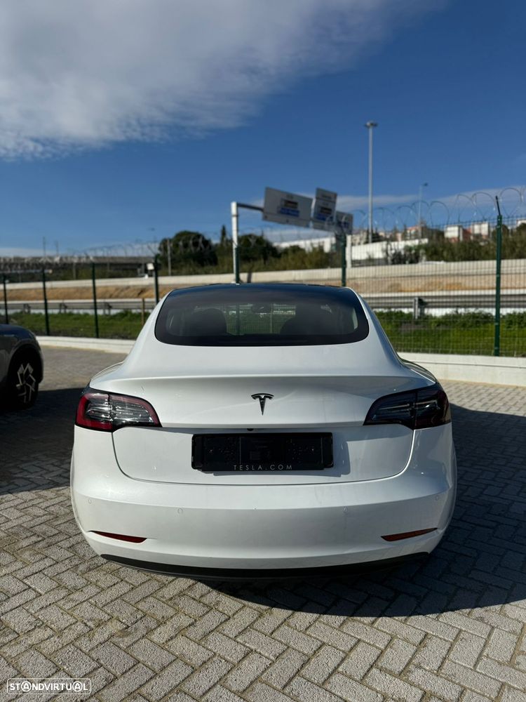 Tesla Model 3 Standard Range Plus RWD - 2