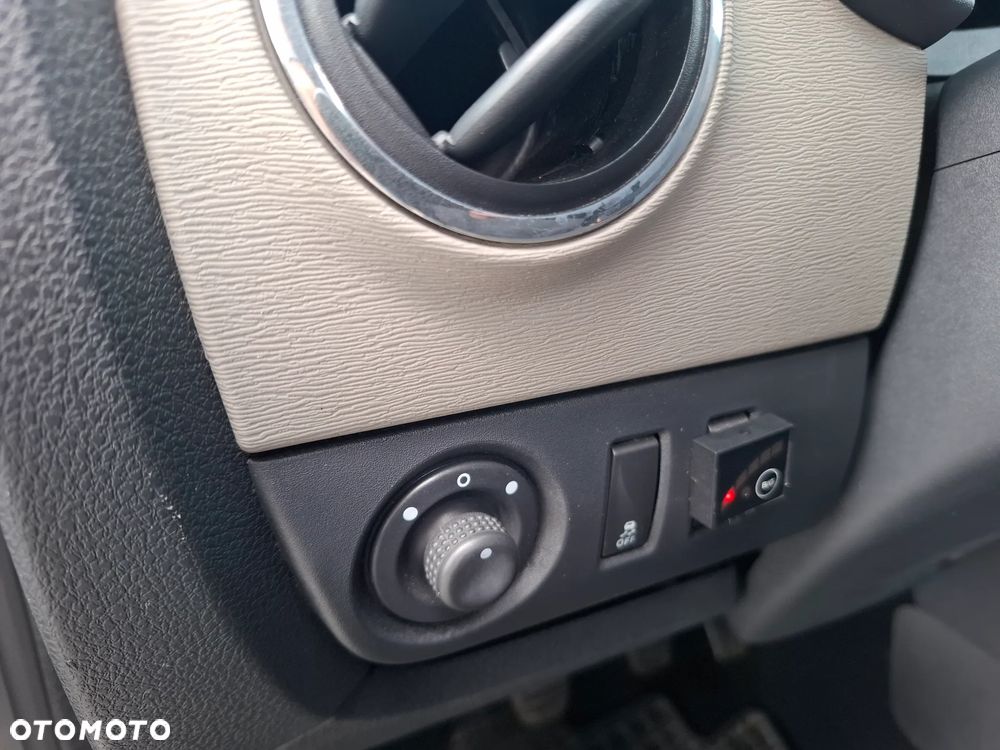 Dacia Lodgy - 26