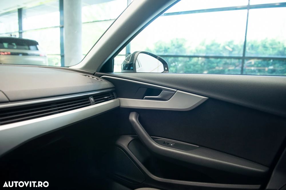 Audi A4 2.0 35 TFSI S tronic MHEV Basic - 28