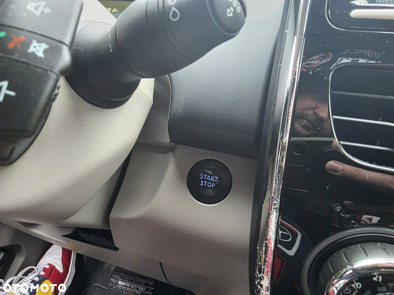 Renault Zoe - 17