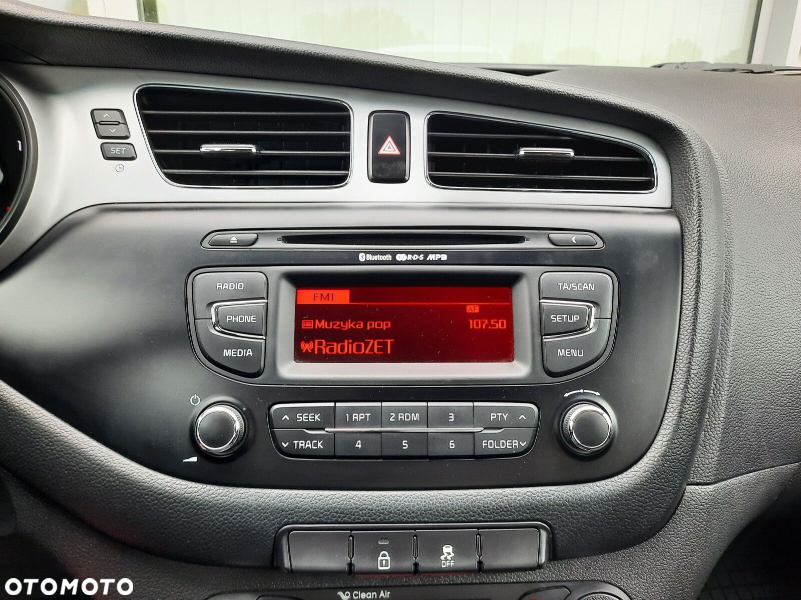 Kia Ceed Cee'd 1.6 GDI M - 14