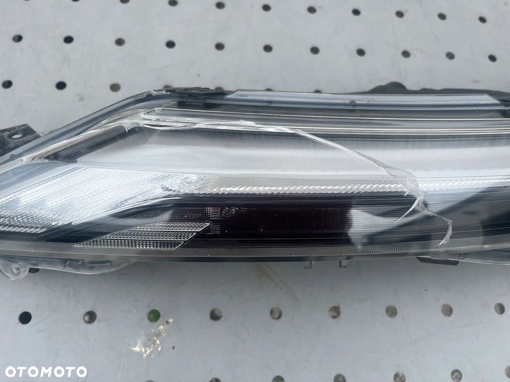 Nissan Juke II lampa lewa - 2