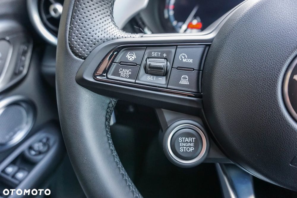 Alfa Romeo Tonale 1.5 T4 GSE mHEV Veloce DCT - 12
