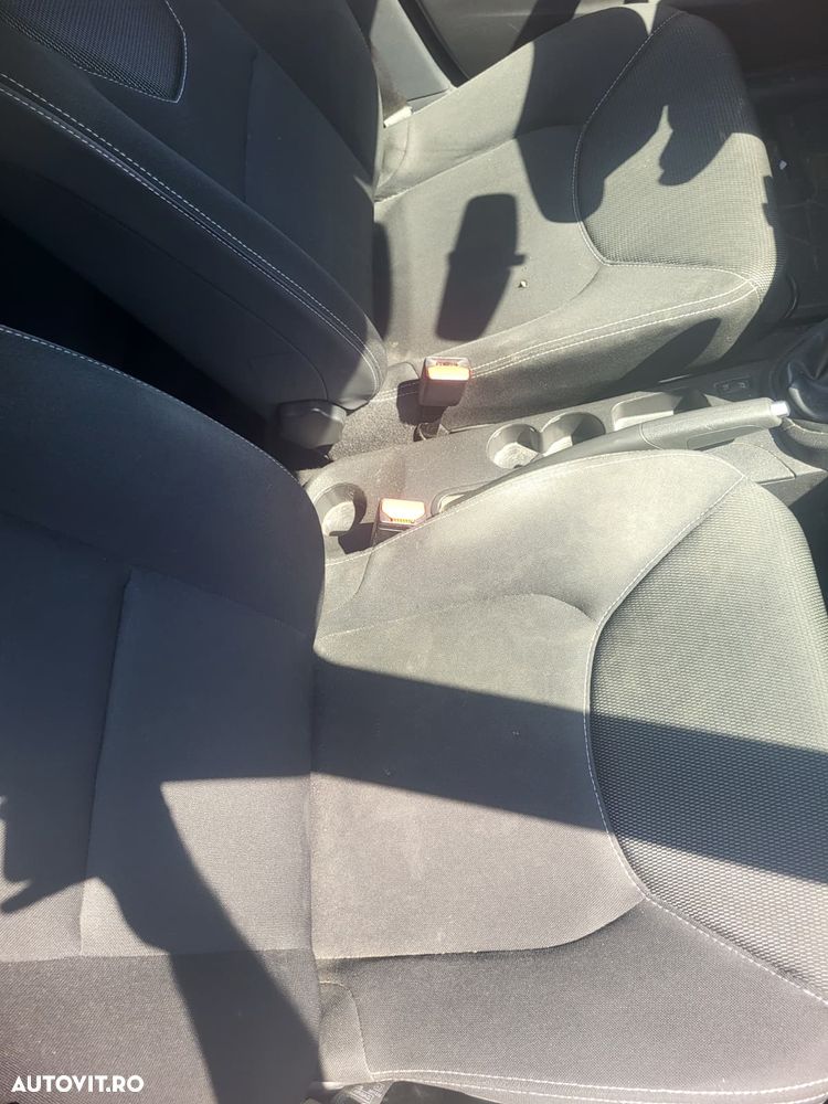 Renault Clio TCe Life - 6