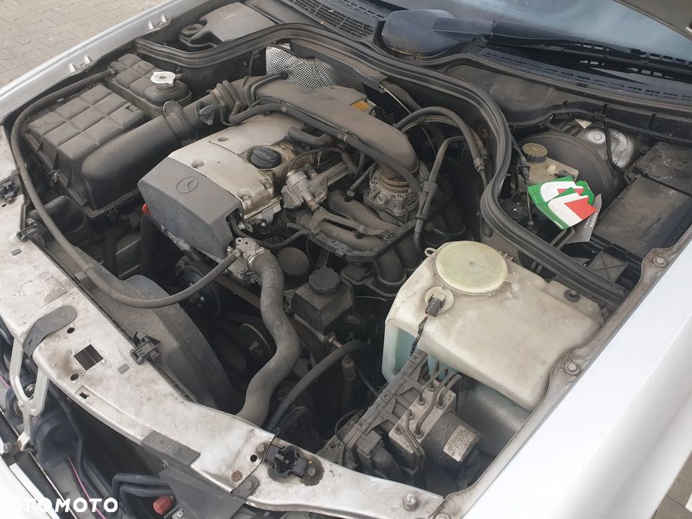 Mercedes-Benz CLK - 11