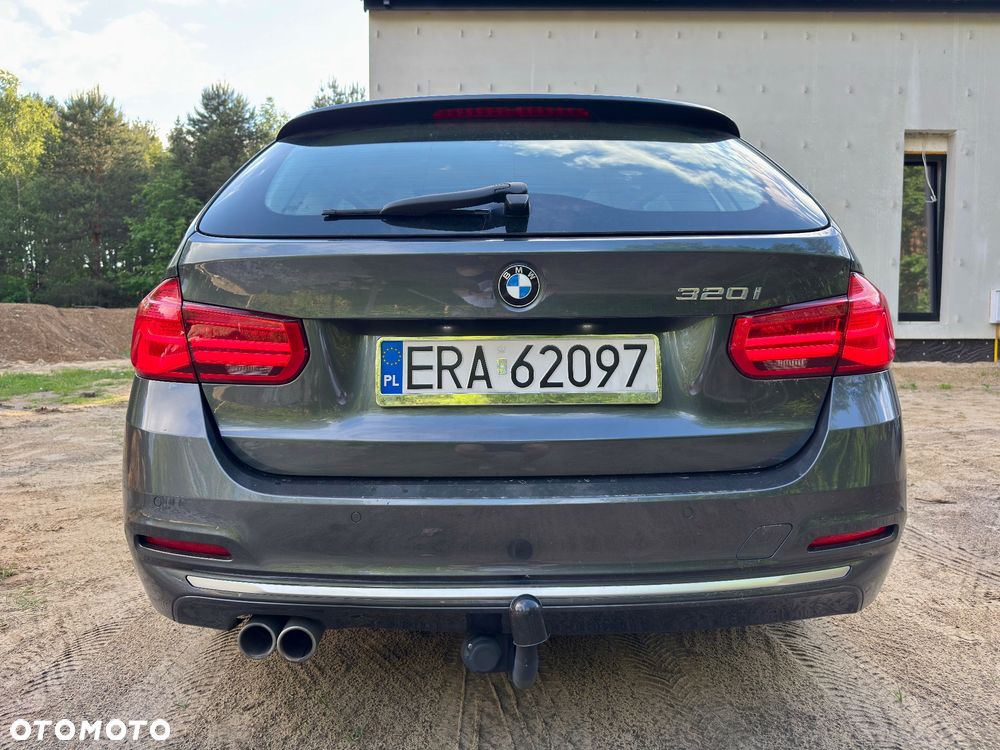 BMW Seria 3 320i GPF Luxury Line sport - 37