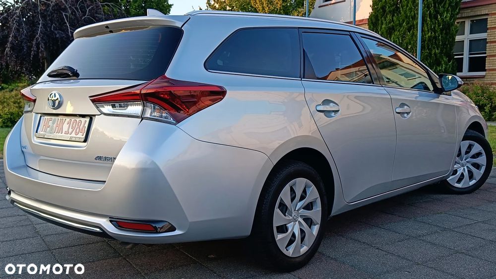 Toyota Auris 1.6 D-4D Executive - 15