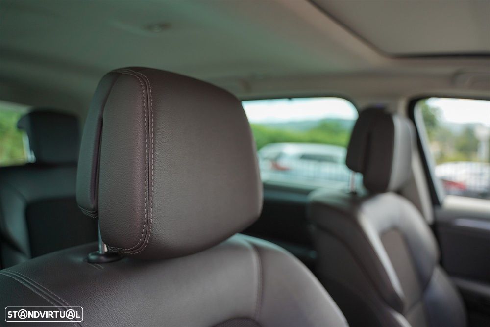 Renault Espace 1.6 dCi Initiale Paris EDC - 30