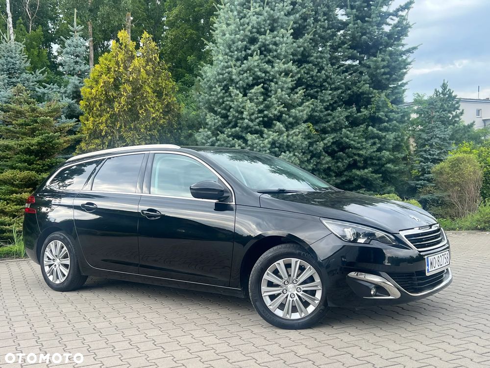 Peugeot 308 SW 1.2 PureTech Allure S&S - 28
