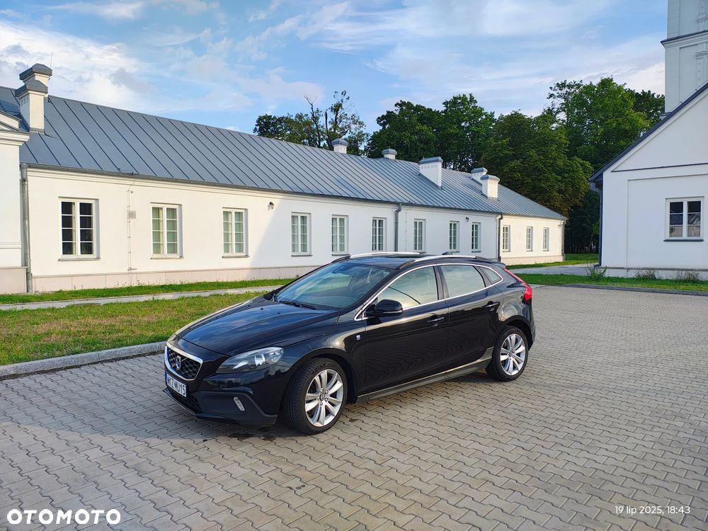 Volvo V40 Cross Country D2 Ocean Race - 1