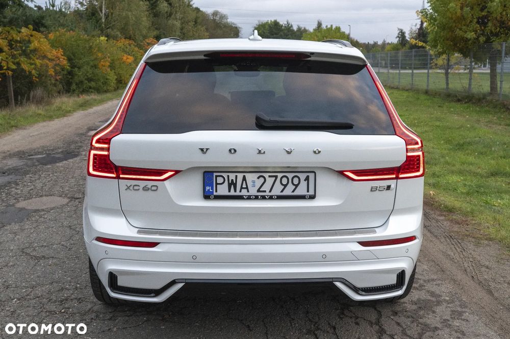 Volvo XC 60 B5 B AWD Ultimate Black Edition - 6
