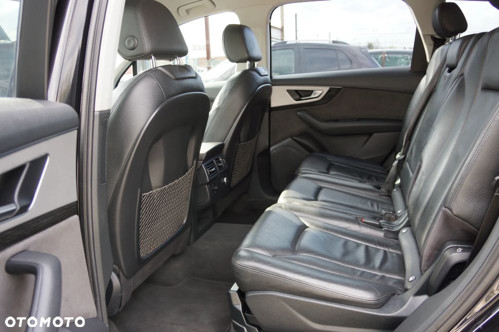 Audi Q7 3.0 TDI ultra Quattro Tiptronic - 34