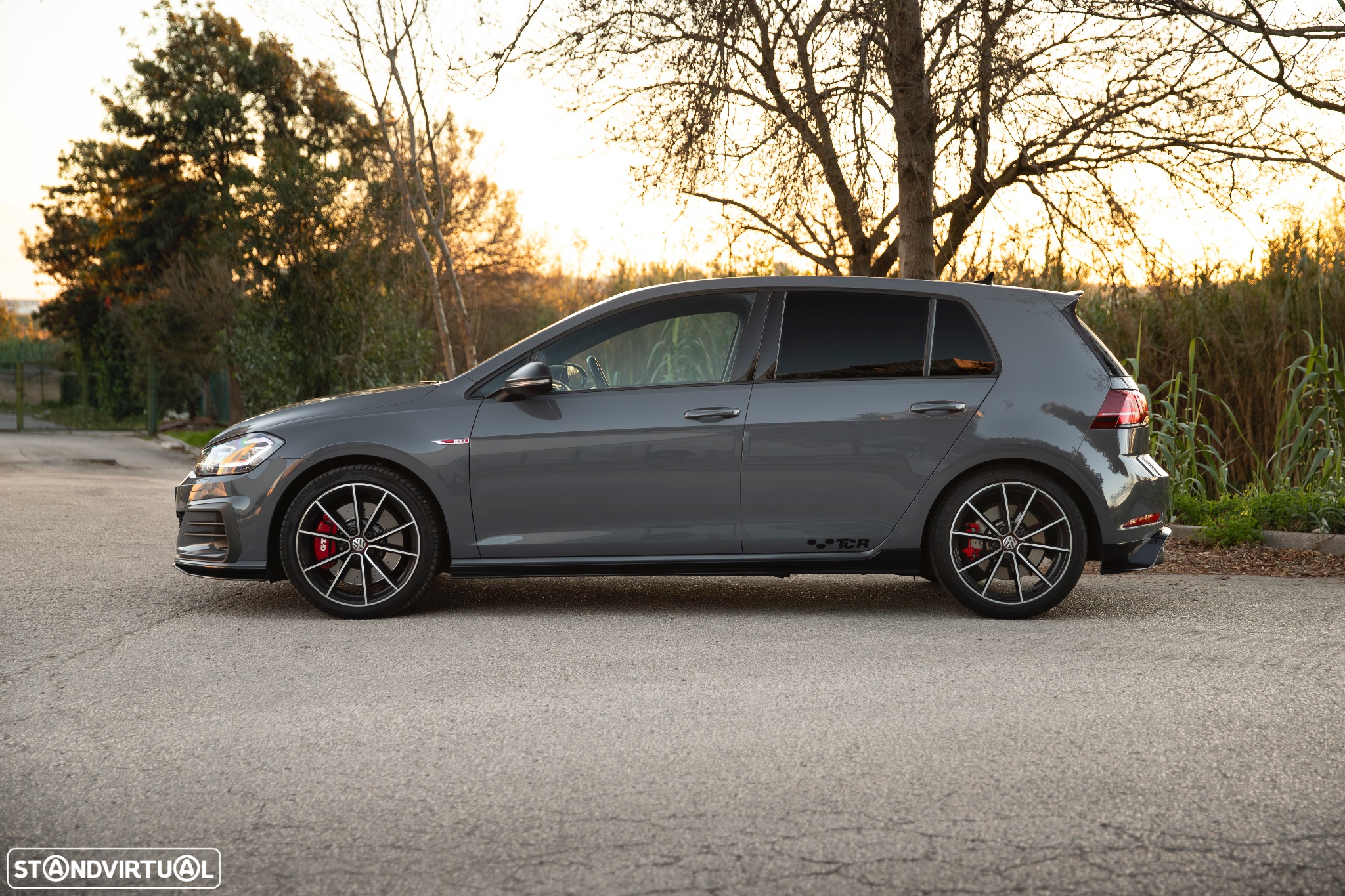 VW Golf 2.0 TSI GTi TCR DSG - 19