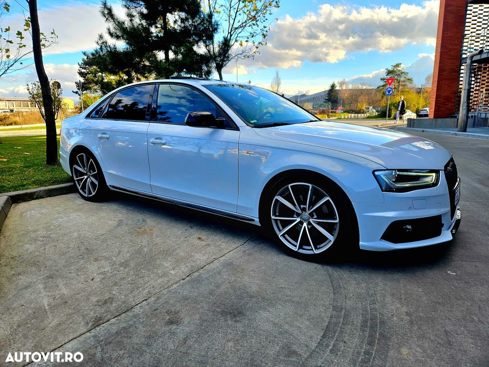 Audi A4 2.0 TDI DPF clean diesel multitronic S line Sportpaket - 27