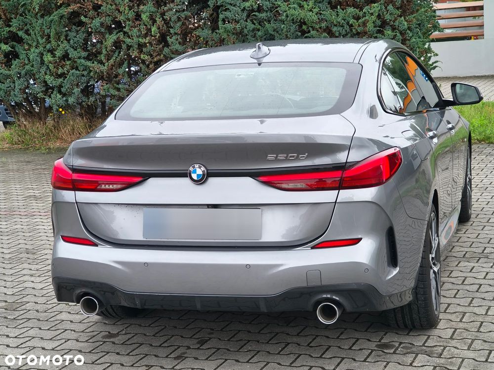 BMW Seria 2 220d M Sport - 9
