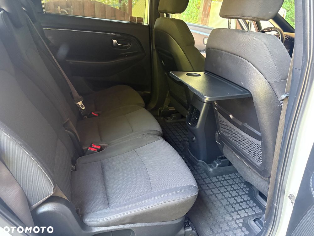Kia Carens 1.7 CRDi XL - 14