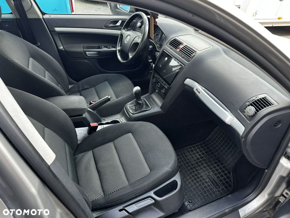 Skoda Octavia 2.0 TDI DPF 4x4 Scout - 15