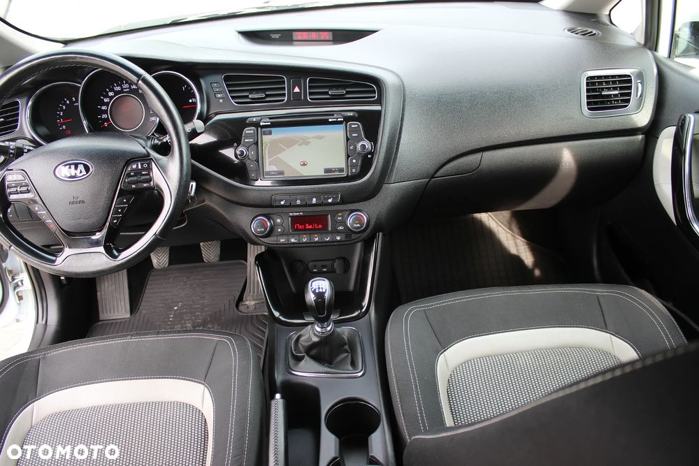 Kia Ceed 1.6 CRDi L Business Line - 33