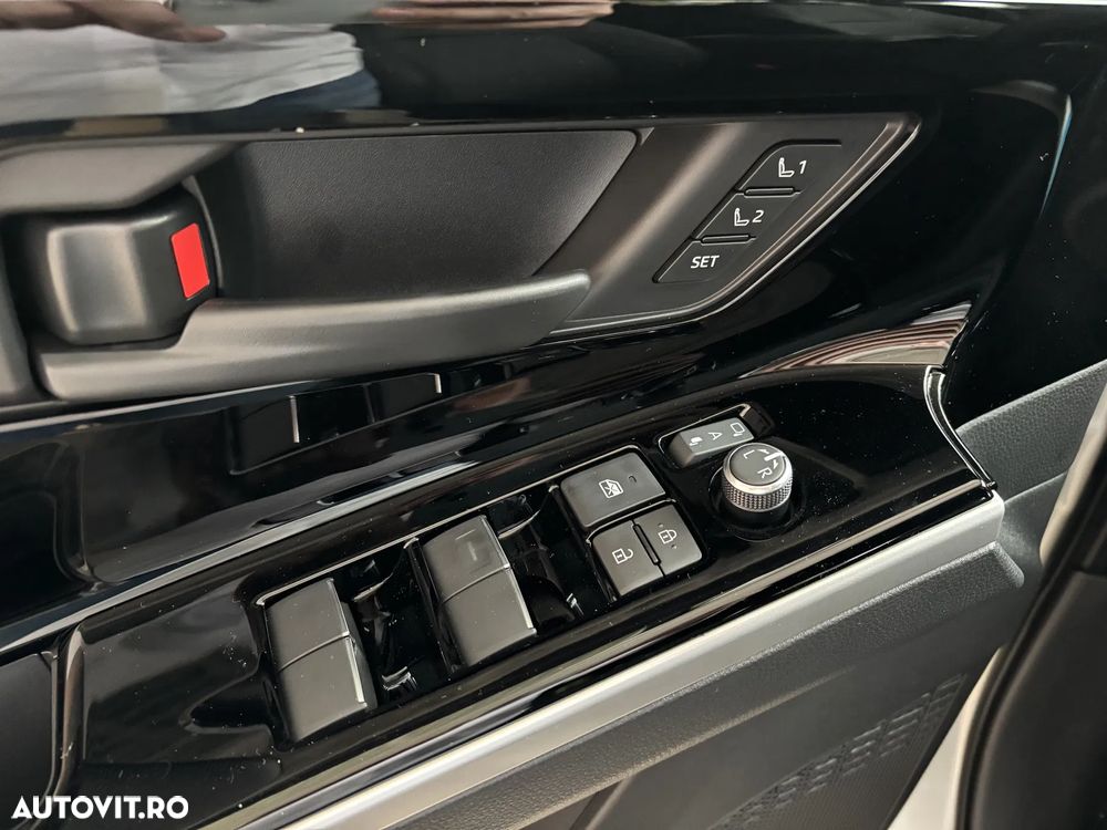 Toyota BZ4X 160 KW AWD (4x4) Luxury Solar Edition - 11