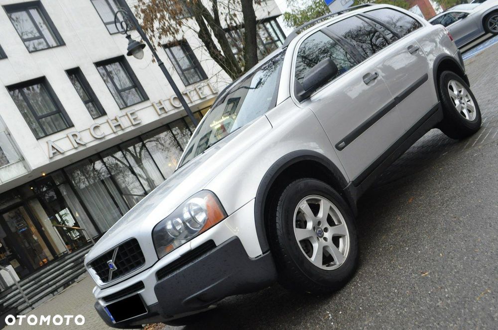 Volvo XC 90 - 1