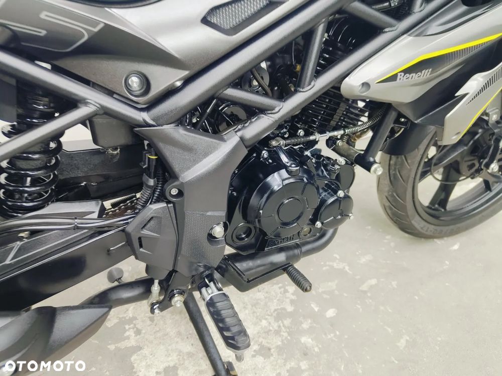 Benelli BN 125 - 9