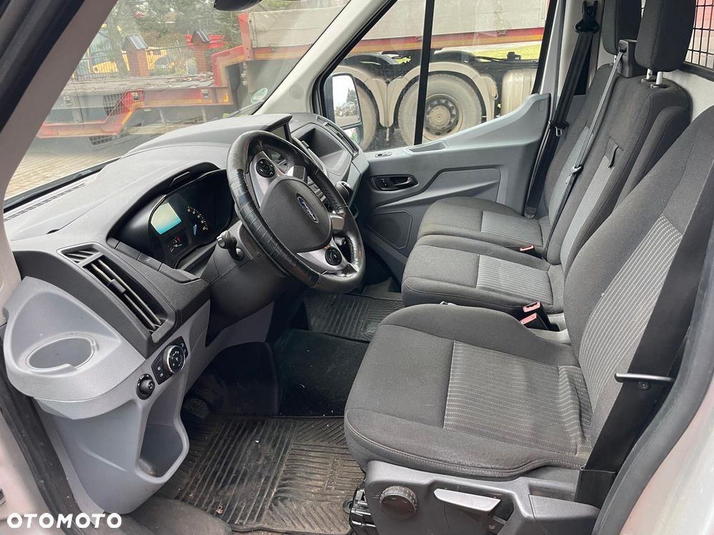 Ford Transit - 6