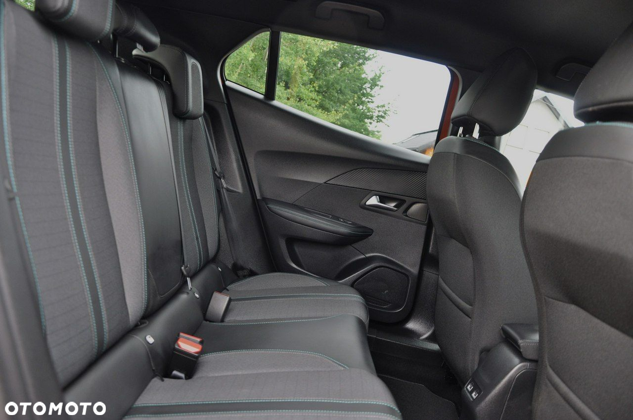 Peugeot 2008 1.2 PureTech Allure Pack S&S - 20