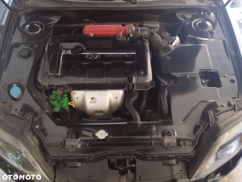 Hyundai Coupe - 17