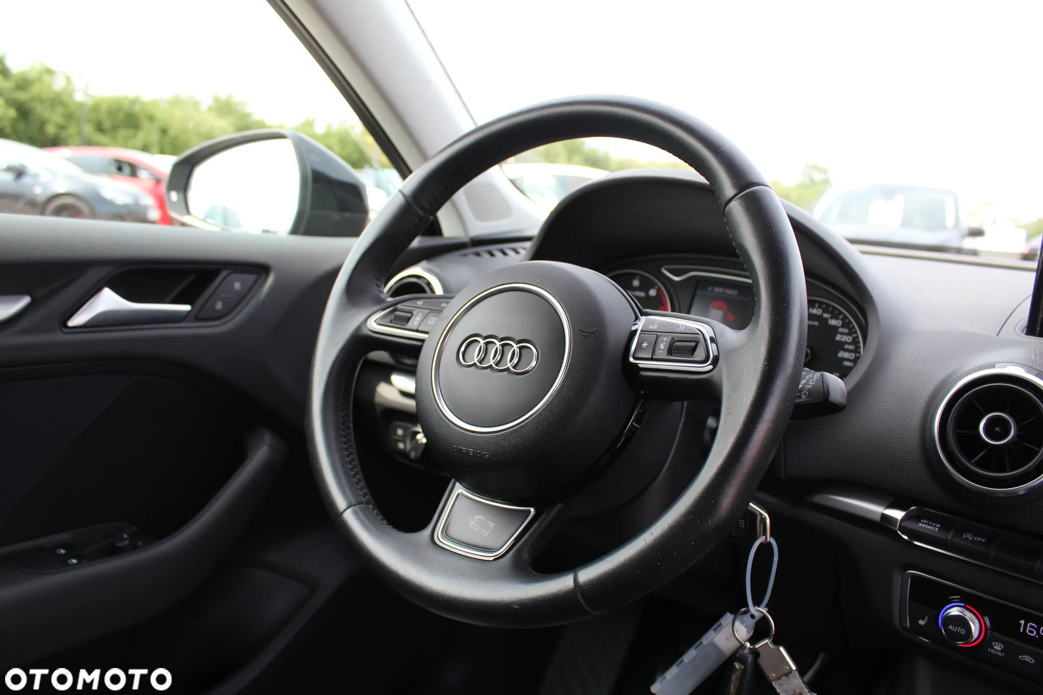 Audi A3 1.4 TFSI S line Sportpaket - 24
