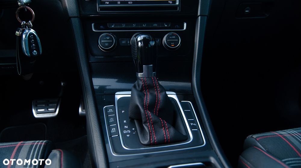 Volkswagen Golf 2.0 TSI BMT GTI Performance DSG - 13