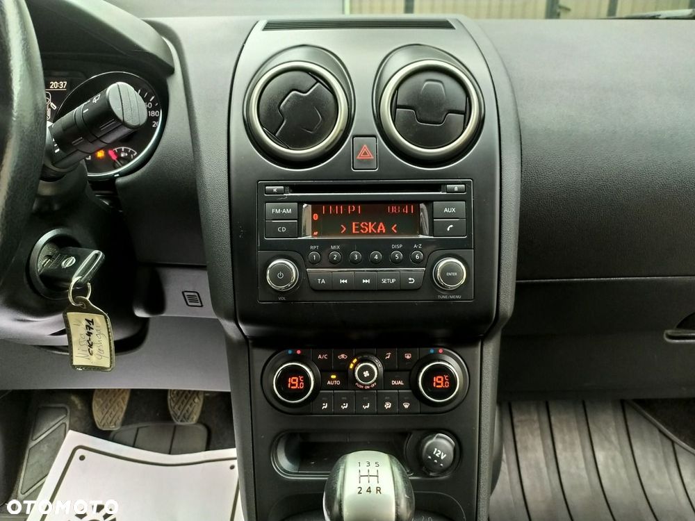 Nissan Qashqai 1.6 acenta - 19