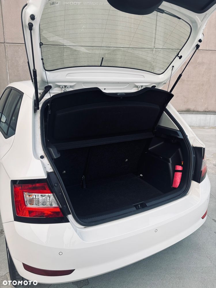 Skoda Fabia 1.0 Ambition - 25