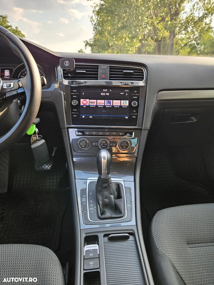 Volkswagen Golf 1.6 TDI DSG Comfortline - 11