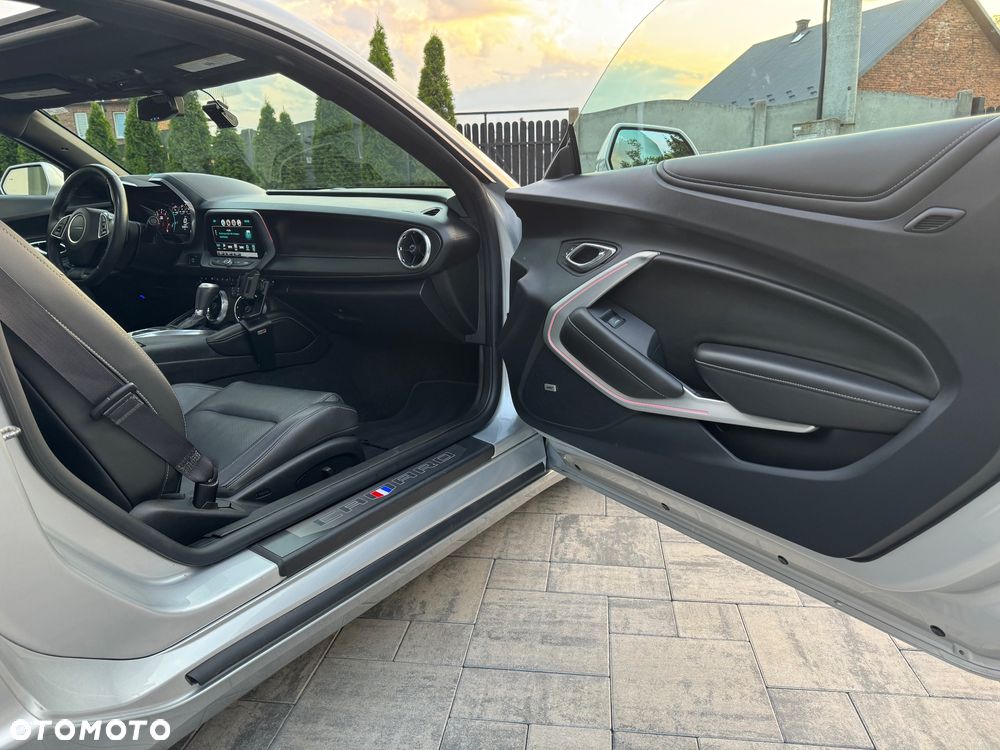 Chevrolet Camaro - 29