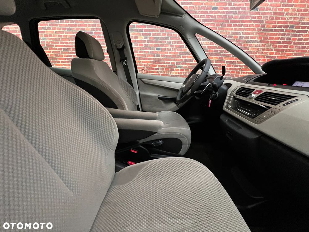 Citroën C4 Picasso - 13