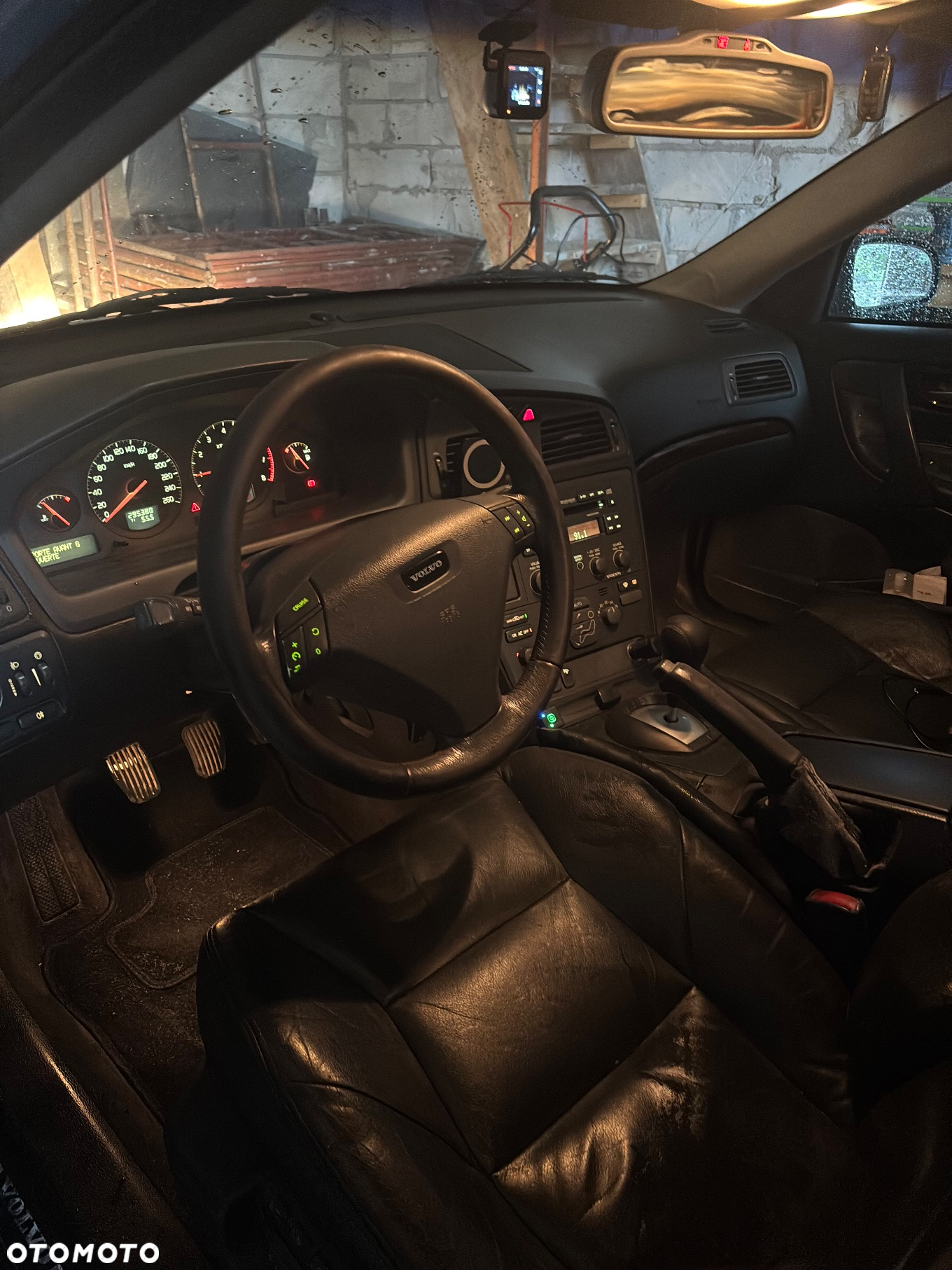 Volvo S60 2.4i - 16
