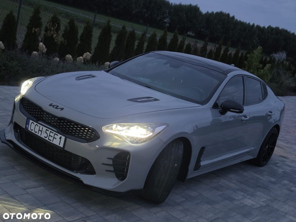Kia Stinger 3.3 T-GDI V6 GT AWD - 20