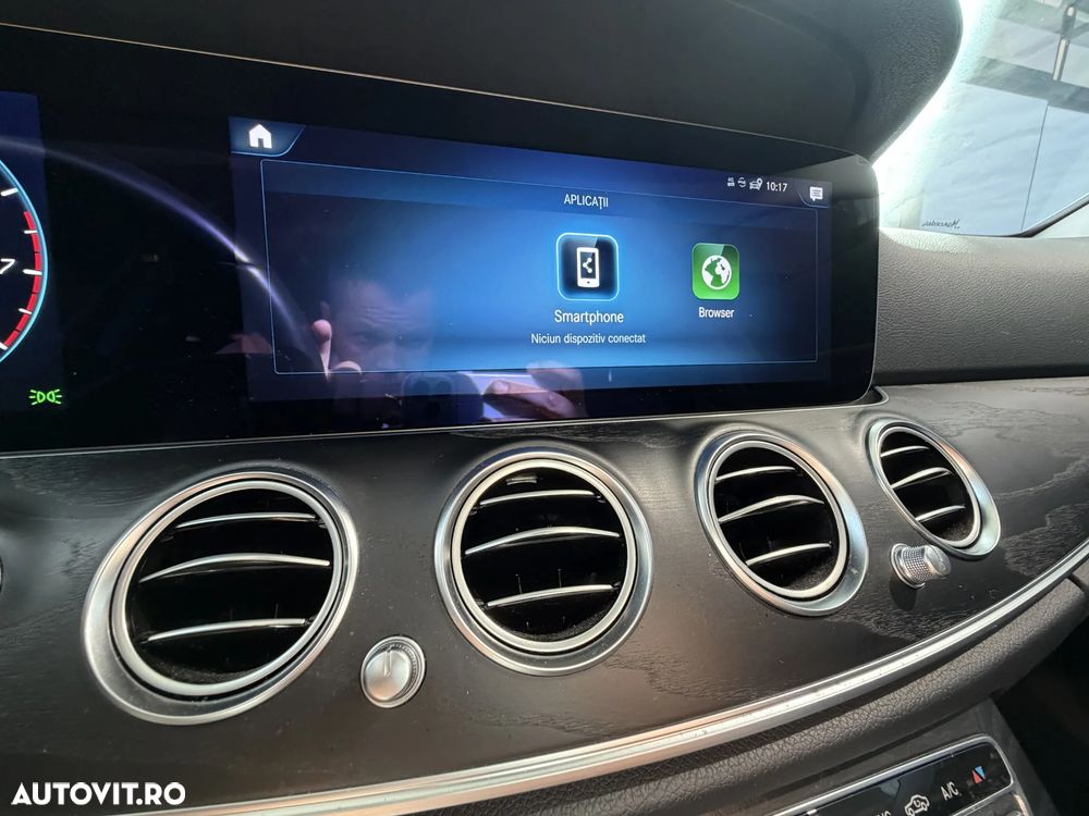 Mercedes-Benz E 200 4MATIC 9G-TRONIC Avantgarde - 19