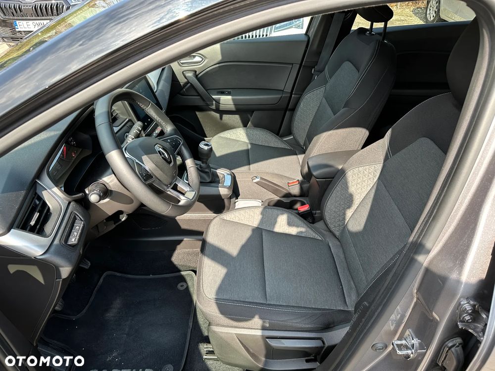 Renault Captur - 21