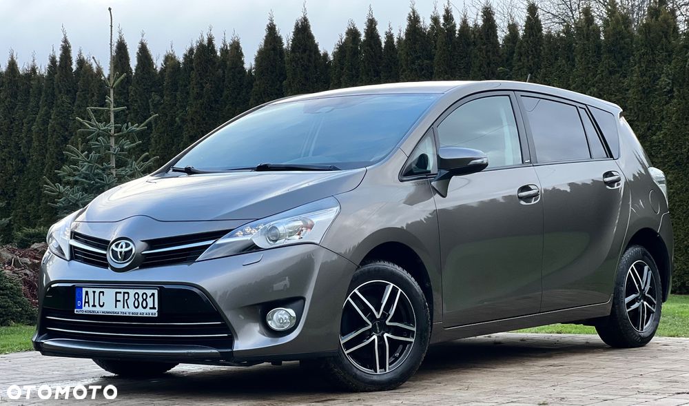 Toyota Verso 1.8 Premium EU5 MS - 9