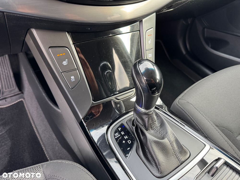 Hyundai i40 i40cw 1.7 CRDi Automatik Premium - 24
