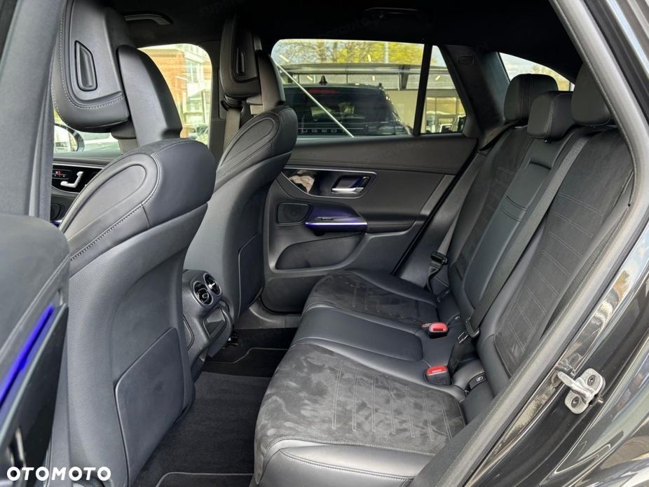 Mercedes-Benz GLC - 13