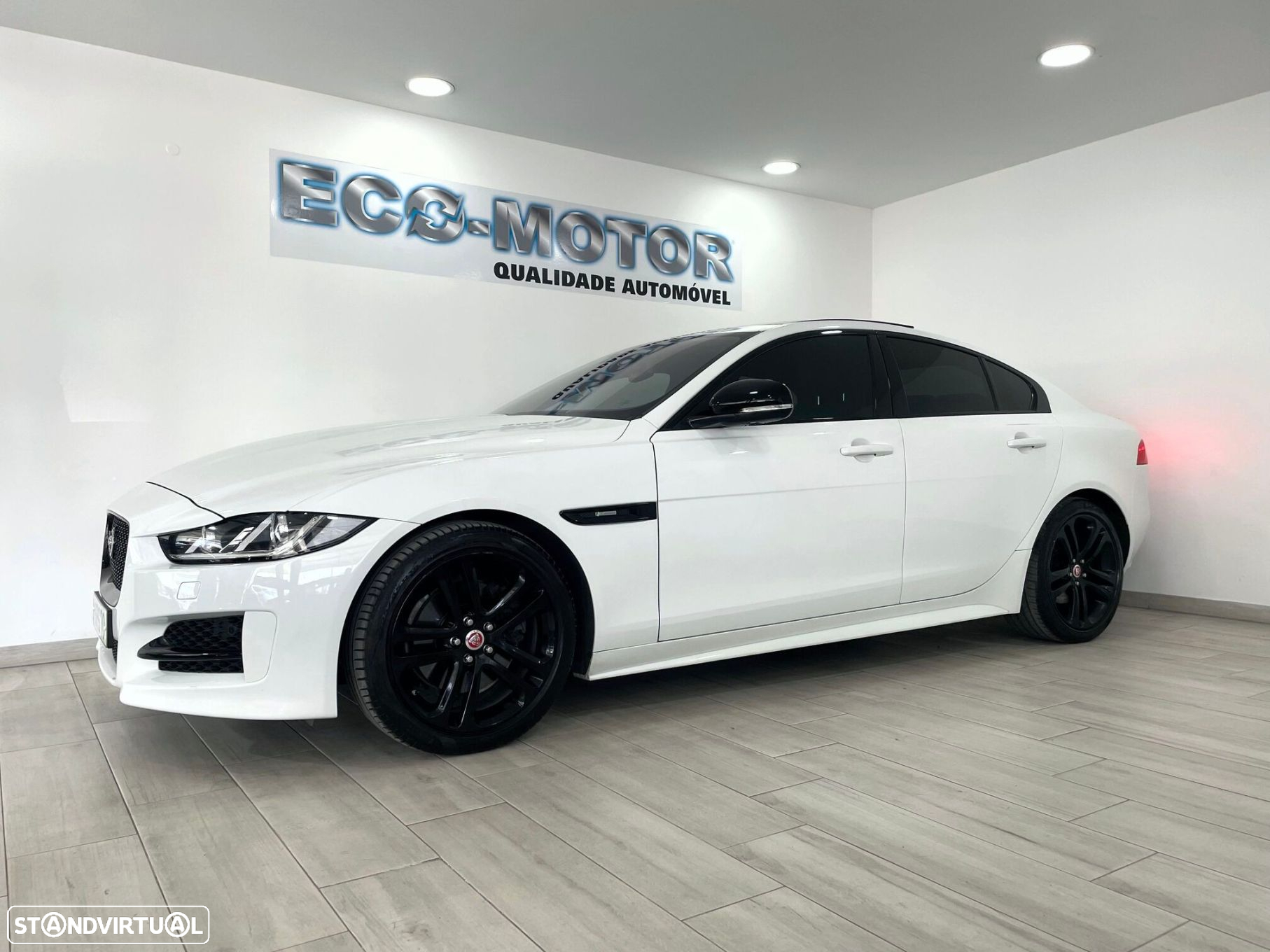 Jaguar XE 2.0 D R-Sport Aut. - 9