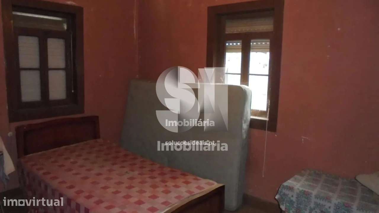 Moradia T4 com terreno – Ervideira / V. N. Poiares - Grande imagem: 4/40