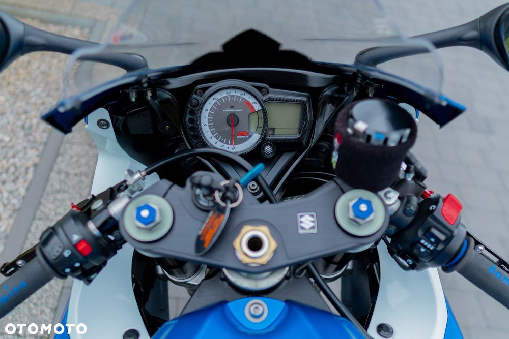 Suzuki GSX-R - 23