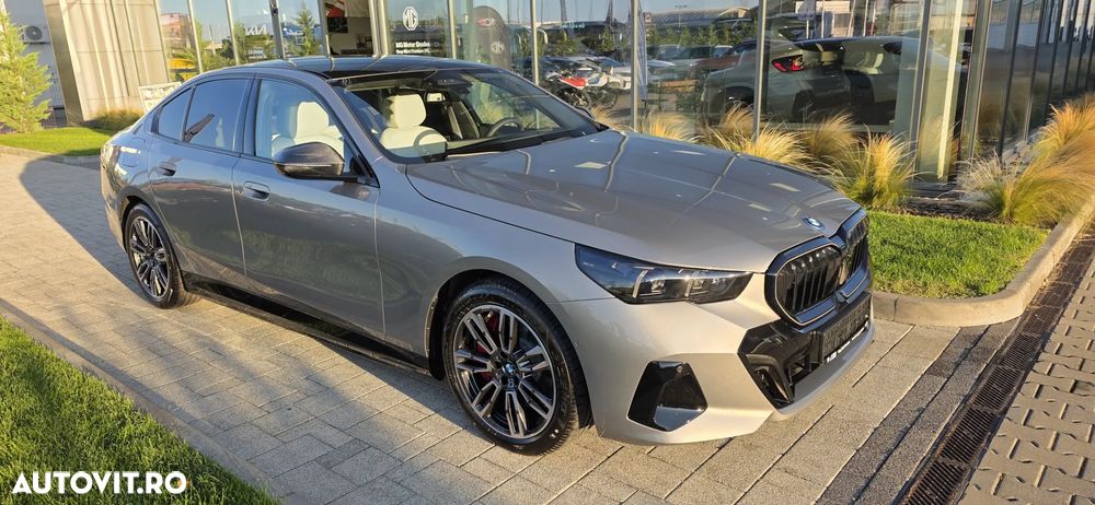 BMW Seria 5 550e xDrive AT PHEV - 1