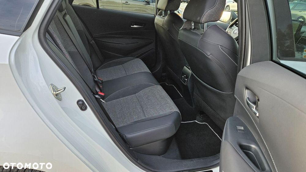 Toyota Corolla 2.0 Hybrid Style - 7