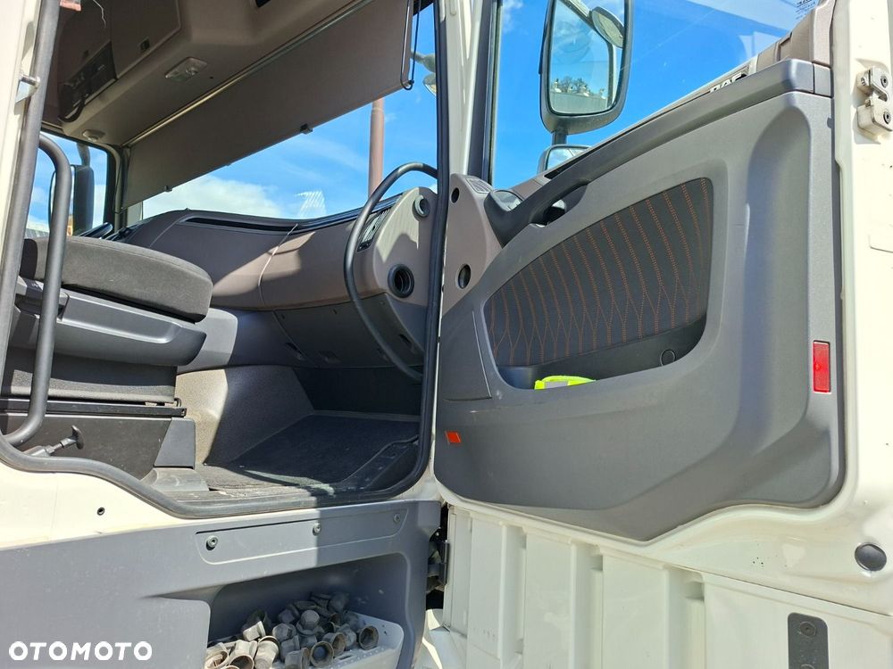 DAF Xf 530 Ftg 6X2 - 35