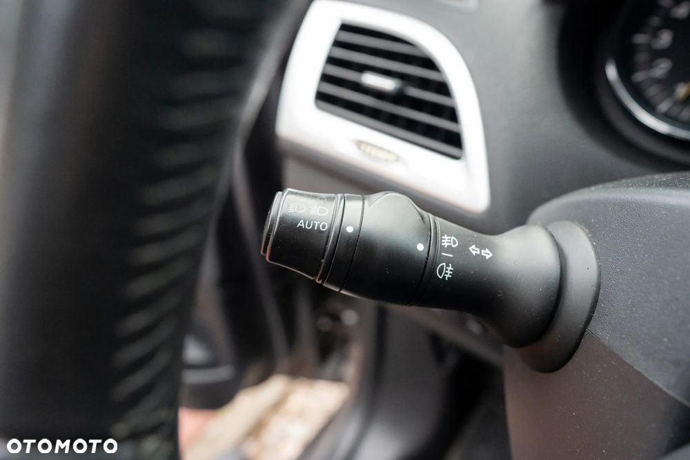 Renault Megane TCe 180 GT - 17